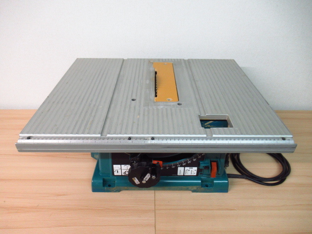 makita マキタ 2703 マルノコ盤 100V 255ｍｍ 木工用 超硬丸ノコ 電動工具 現状品